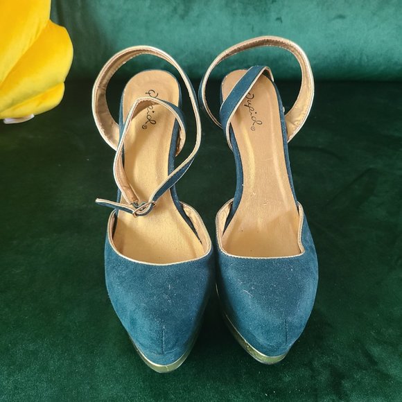 Brand new Teal Cyan Turquoise Heels - Picture 8 of 10